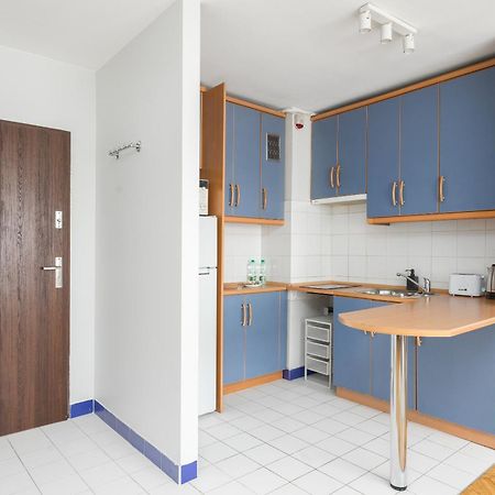 Uniwersytet Medyczny Park Studio Warschau Exterior foto